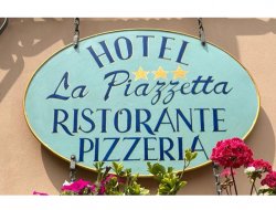 La piazzetta - Hotel,Pizzerie,Ristoranti - Lizzano in Belvedere (Bologna)