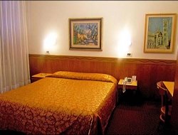 Hotel nuova italia - Alberghi - Firenze (Firenze)