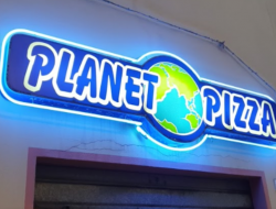 Planet pizza di schirru vittorio - Pizzerie - Guspini (Medio Campidano)